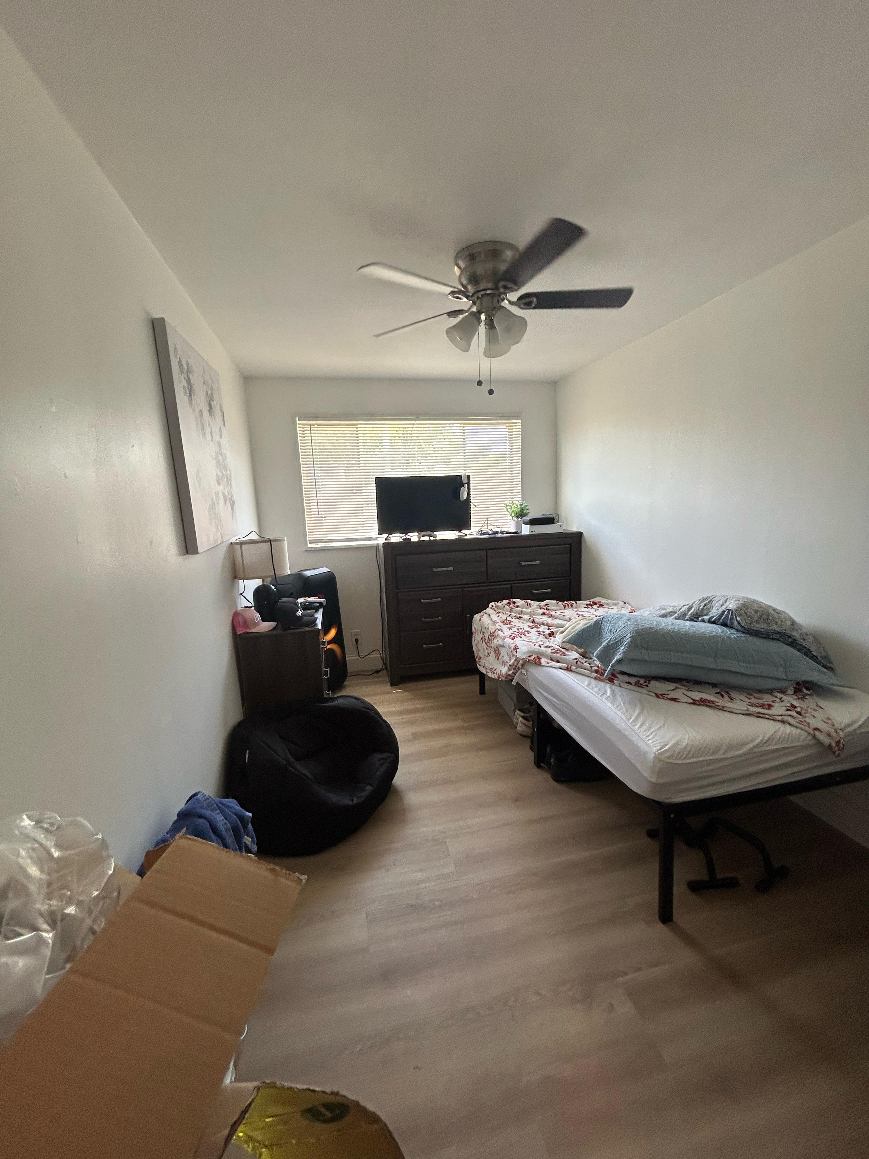 4 Bedrooms Bedrooms, ,2 BathroomsBathrooms,Woodford Rentals,For Rent,1366