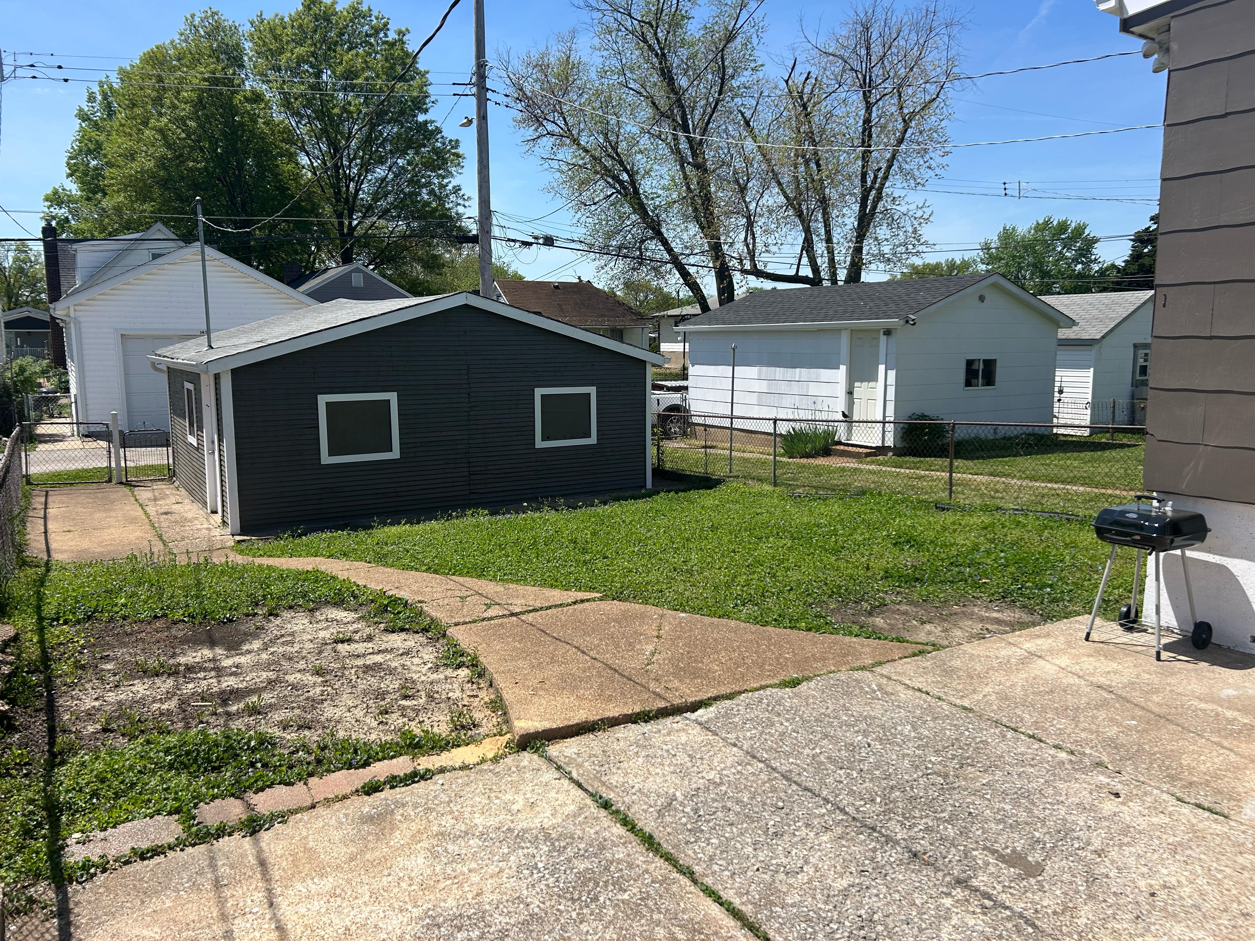 4 Bedrooms Bedrooms, ,2 BathroomsBathrooms,Woodford Rentals,For Rent,1366