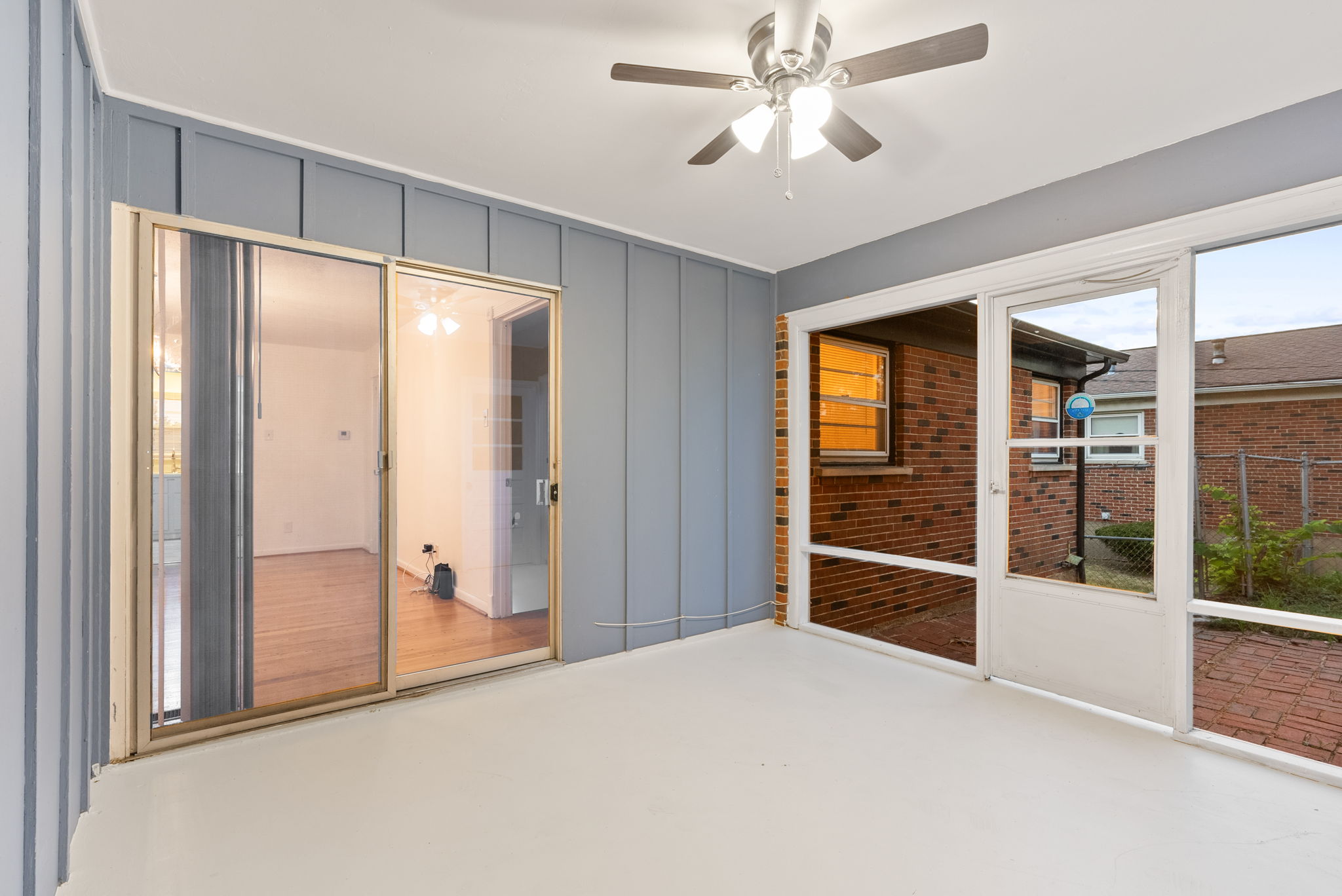 4 Bedrooms Bedrooms, ,2 BathroomsBathrooms,Woodford Rentals,For Rent,1367