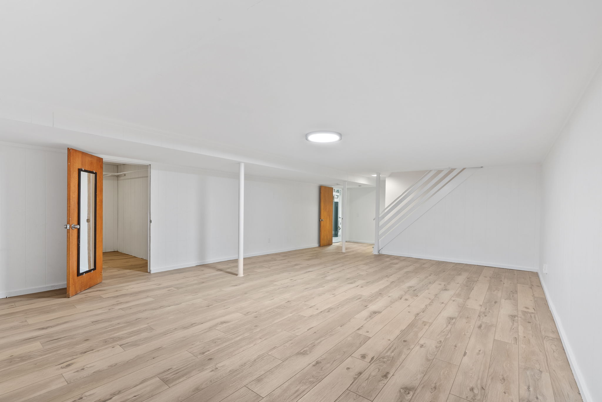 4 Bedrooms Bedrooms, ,2 BathroomsBathrooms,Woodford Rentals,For Rent,1367