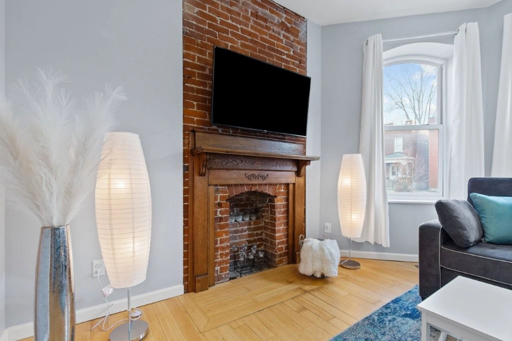 3 Bedrooms Bedrooms, ,2 BathroomsBathrooms,Woodford Homes,Short Term Rentals,1382