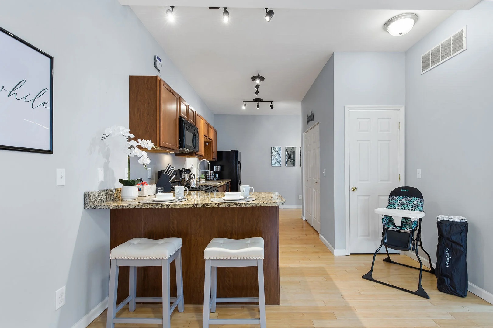 3 Bedrooms Bedrooms, ,2 BathroomsBathrooms,Woodford Homes,Short Term Rentals,1382