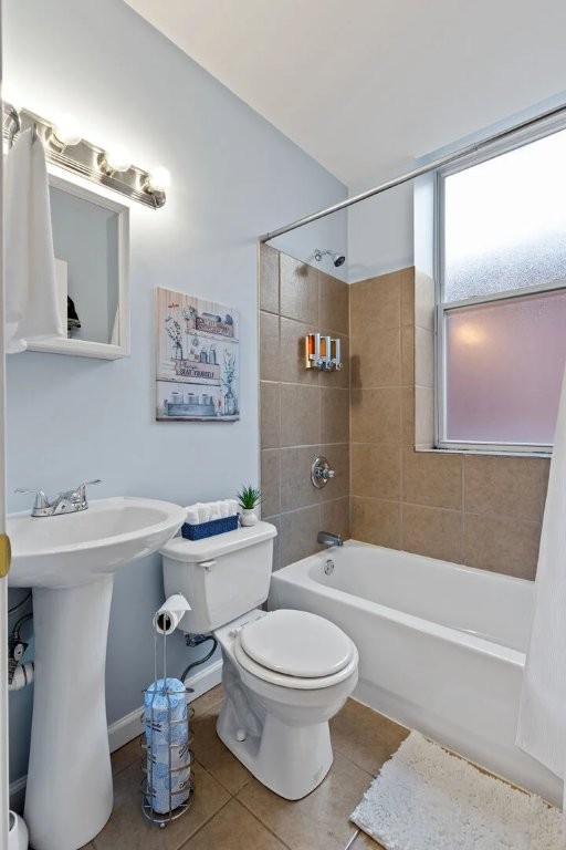 3 Bedrooms Bedrooms, ,2 BathroomsBathrooms,Woodford Homes,Short Term Rentals,1382