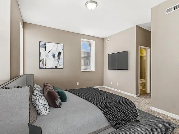 3 Bedrooms Bedrooms, ,2 BathroomsBathrooms,Woodford Homes,Short Term Rentals,1383