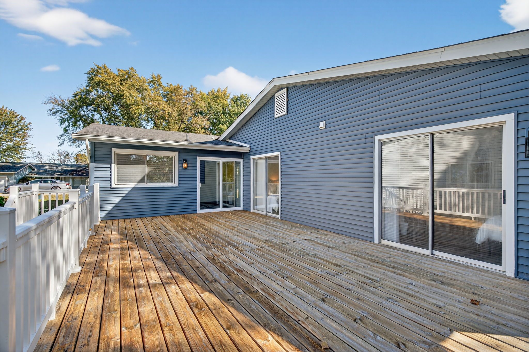 5 Bedrooms Bedrooms, ,3 BathroomsBathrooms,Woodford Rentals,For Rent,1386