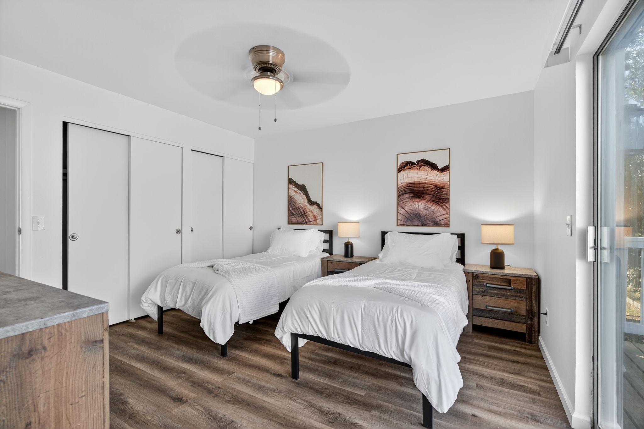 5 Bedrooms Bedrooms, ,3 BathroomsBathrooms,Woodford Rentals,For Rent,1386