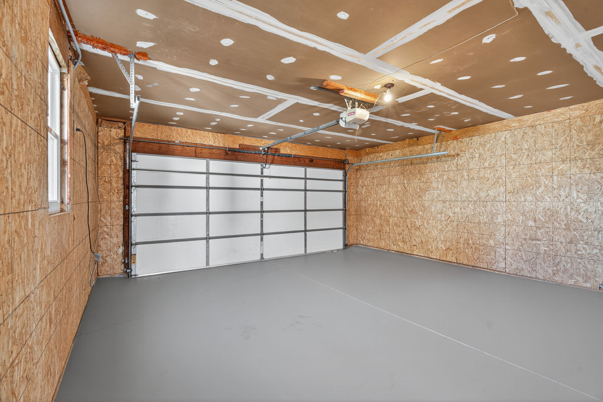 5 Bedrooms Bedrooms, ,3 BathroomsBathrooms,Woodford Rentals,For Rent,1386