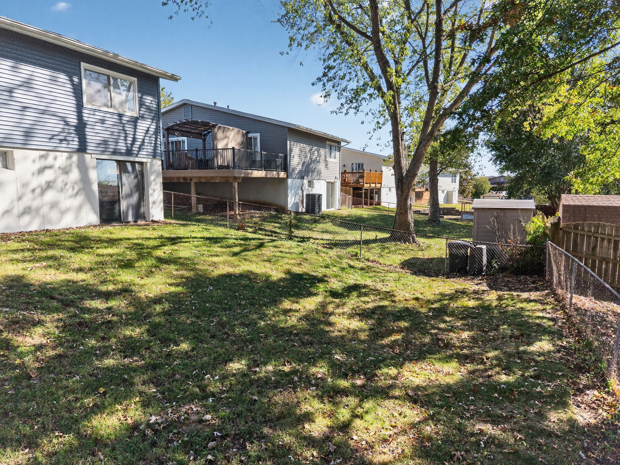 5 Bedrooms Bedrooms, ,3 BathroomsBathrooms,Woodford Rentals,For Rent,1386