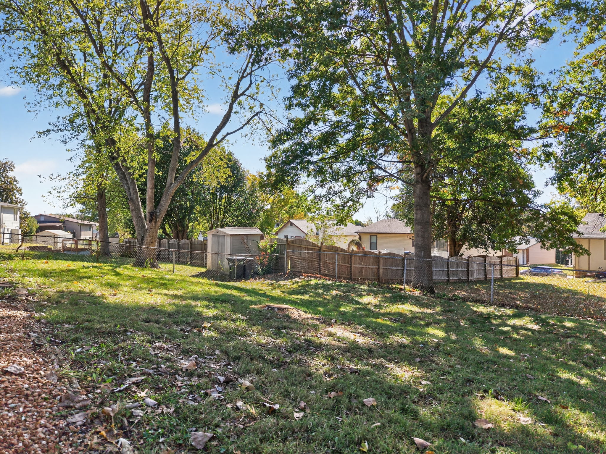 5 Bedrooms Bedrooms, ,3 BathroomsBathrooms,Woodford Rentals,For Rent,1386