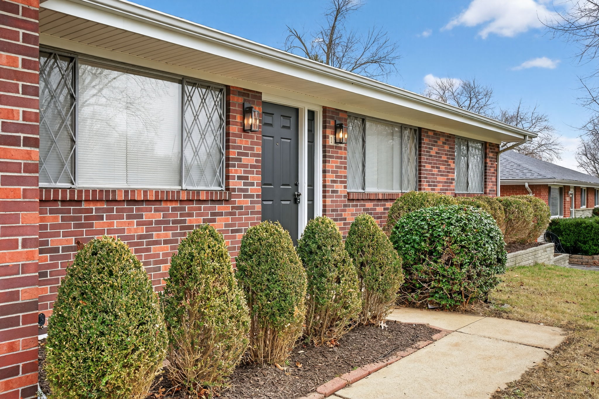 4 Bedrooms Bedrooms, ,1.5 BathroomsBathrooms,Woodford Rentals,For Rent,1389