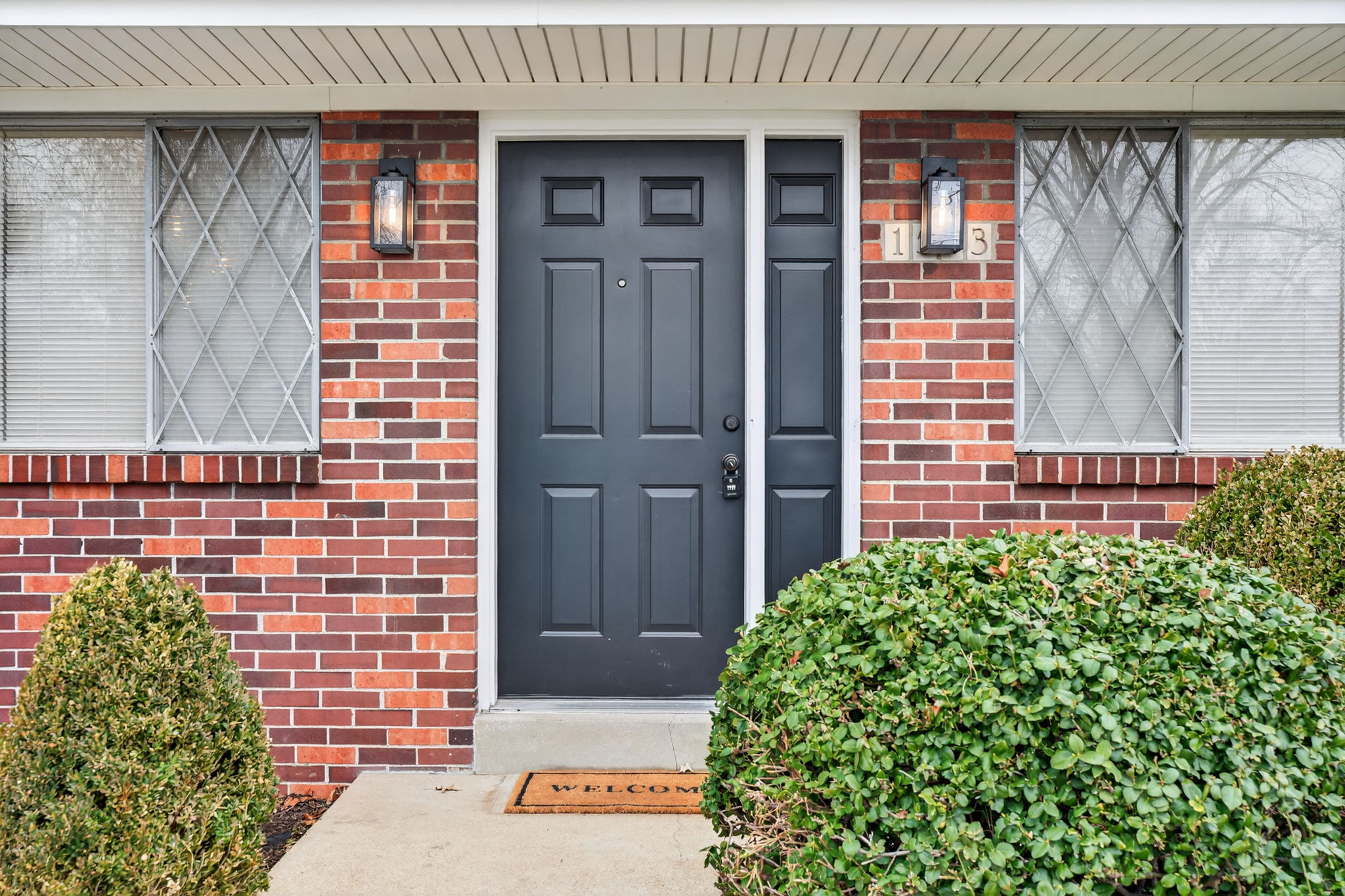 4 Bedrooms Bedrooms, ,1.5 BathroomsBathrooms,Woodford Rentals,For Rent,1389